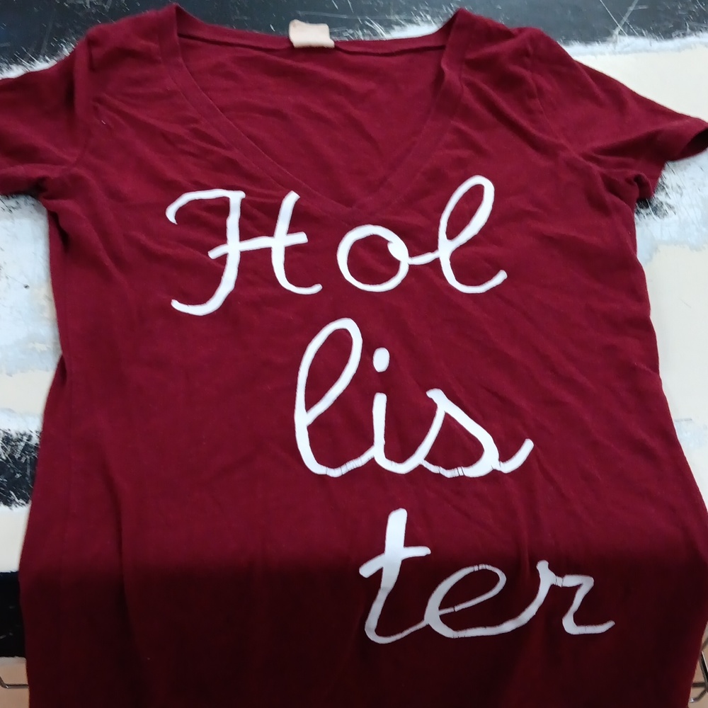 Hollister shirt